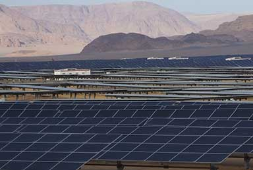 103 MWp Solarpark in der Nähe von Aqaba-Al Quweira, Jordanien
